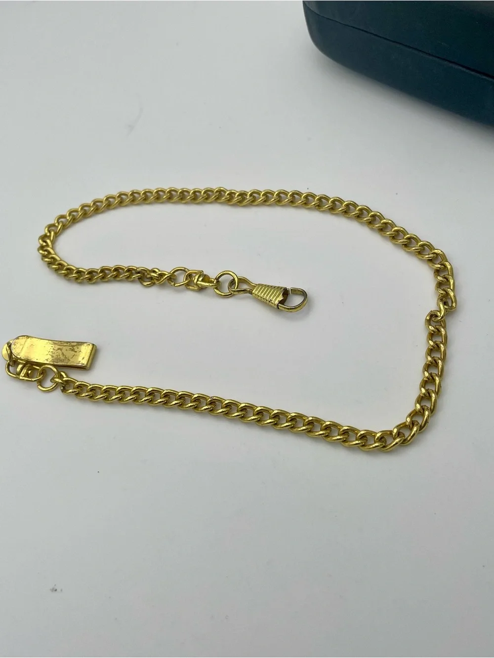 Vintage Gold Tone Classic Curb Link Pocket Watch Vest Chain. 18 inches
